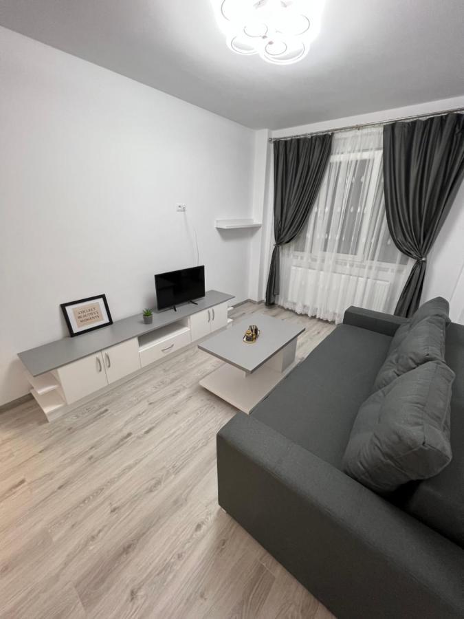 Sunny Accommodation Suczawa Zewnętrze zdjęcie