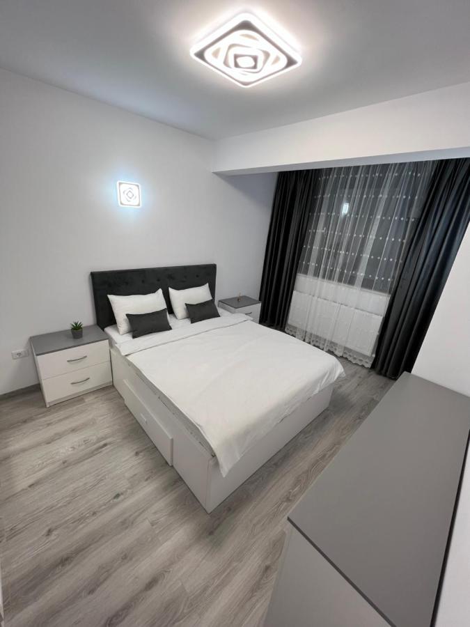 Sunny Accommodation Suczawa Zewnętrze zdjęcie
